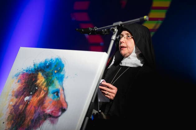 LIONHEART PEACE AWARD 2022 FOR BODO RAMELOW 09 11 2022 Weimar The awarding of the Lionheart Peace Prize, for persons who have rendered outstanding services to peace and reconciliation, to Bodo Ramelow on November 9, 2022 in the cinema hall of the Buchenwald Concentration Camp Memorial Nun Mechthild Thürmer