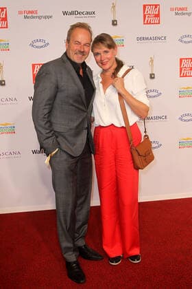 Till Demtroeder and Stefanie Millat at the award ceremony Goldene Bild der Frau on 9 11 2022 in Hamburg Goldene Bild der Frau award ceremony 2022 in Hamburg