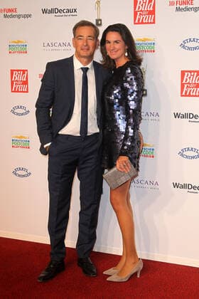 Jan Sosniok and his wife Nadine at the award ceremony Goldene Bild der Frau on 9 11 2022 in Hamburg Goldene Bild der Frau award ceremony 2022 in Hamburg