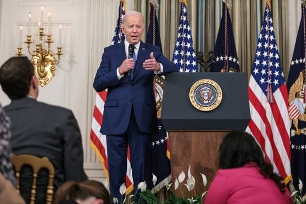 News Themen der Woche KW45 President Joe Biden delivers remarks as he takes questions in the State Dining Room of the White House in Washington, DC, on Wednesday, November 9, 2022. Biden made remarks on the midterm elections. 1 WASP20221109112 OliverxContreras