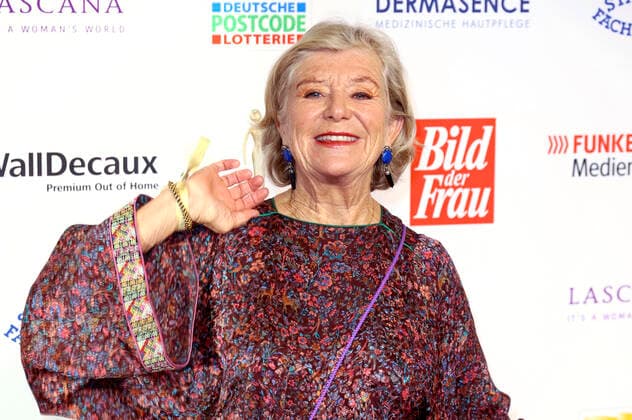 Jutta Speidel at the 15 award ceremony of the Golden Woman 2022 at the Stage Theater Neue Flora Hamburg, 09 11 2022 Foto:xgbrcix xFuturexImage