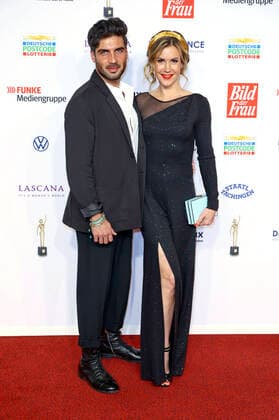 Wolke Hegenbarth with partner Oliver Vaid at the 15 award ceremony of the Golden Picture of the Woman 2022 at the Stage Theater Neue Flora Hamburg, 09 11 2022 Foto:xgbrcix xFuturexImage