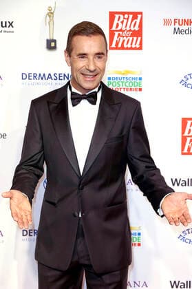 Kai Pflaume at the 15 award ceremony of the Golden Picture of the Woman 2022 at the Stage Theater Neue Flora Hamburg, 09 11 2022 Foto:xgbrcix xFuturexImage