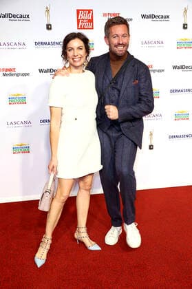 Jan Hartmann with wife Julia Hartmann at the 15 award ceremony of the Golden Woman 2022 at the Stage Theater Neue Flora Hamburg, 09 11 2022 Foto:xgbrcix xFuturexImage