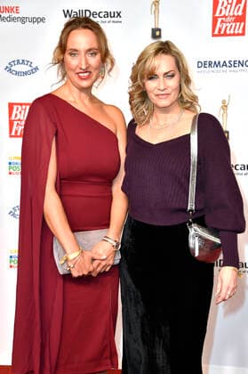 Leila Moysich and Gesine Cukrowski at the 15 award ceremony of the Golden Image of Woman 2022 at the Stage Theater Neue Flora Hamburg, 09 11 2022 Foto:xN.xKubelkax xFuturexImage