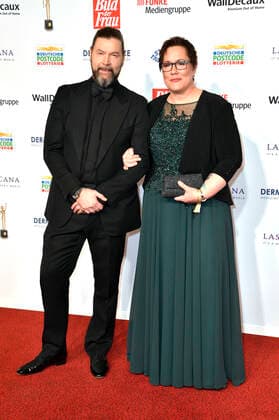 Rea Garvey and Kerstin Held at the 15 award ceremony of the Golden Image of Woman 2022 at the Stage Theater Neue Flora Hamburg, 09 11 2022 Foto:xN.xKubelkax xFuturexImage