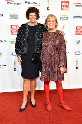 Jutta Speidel and guest at the 15 award ceremony of the Golden Image of Woman 2022 at the Stage Theater Neue Flora Hamburg, 09 11 2022 Foto:xN.xKubelkax xFuturexImage