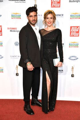 Wolke Hegenbarth with partner Oliver Vaid at the 15 award ceremony of the Golden Picture of the Woman 2022 at the Stage Theater Neue Flora Hamburg, 09 11 2022 Foto:xN.xKubelkax xFuturexImage