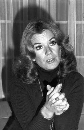 RECORD DATE NOT STATED Vicki Carr, American singer and humanitarian, London, 1972. Artist: Brian O Connor. Copyright:xImagesxofxJazz HeritagexImagesx IMAGO ,2621761 ! ACHTUNG: AUFNAHMEDATUM GESCHÄTZT!  Copyright:ImagesxofxJazz HeritagexImagesx IMAGO