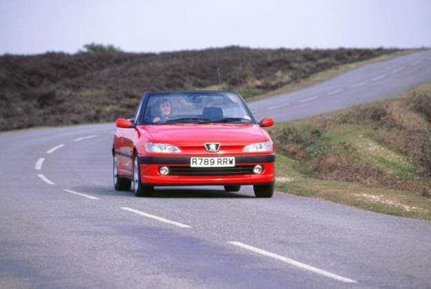 RECORD DATE NOT STATED 1999 Peugeot 306 cabriolet. Artist: Unknown. Copyright:xNationalxMotorxMuseum HeritagexImagesx IMAGO ,2635209 ! ACHTUNG: AUFNAHMEDATUM GESCHÄTZT!  Copyright:NationalxMotorxMuseum HeritagexImagesx IMAGO