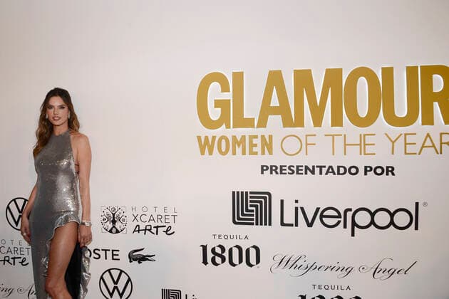 Glamour Women Of The Year Red Carpet November 10, 2022, Mexico City, Mexico: Model Alessandra Ambrosio attends the red carpet of the Glamour Women of The Year at Sofitel Hotel Mexico City. on November 10, 2022 in Mexico City, Mexico. (Photo by Carlos Tischler Eyepix Group) Copyright: xCarlosxTischler xEyepixxGroupx CT_10112022_81026