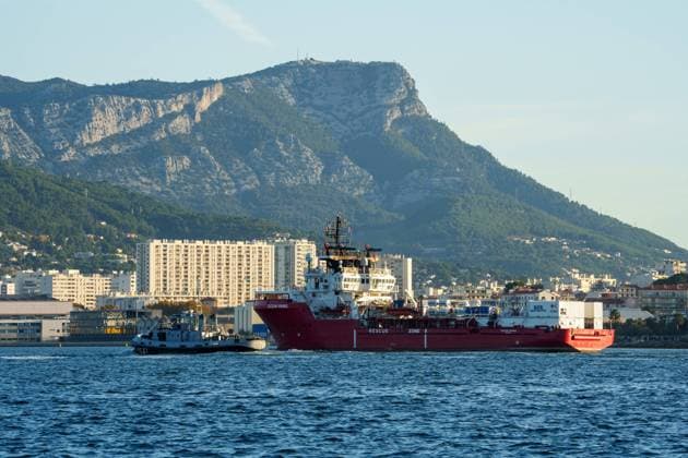 Bilder des Jahres, News 11 November News Themen der Woche KW45 Frankreich, Ankunft des Rettungsschiffs Ocean Viking in Toulon arrival of the Viking Ocean in Toulon after Georgia Meloni refused to receive it in Italy  Gredabx xLexPictorium LePictorium_0270268