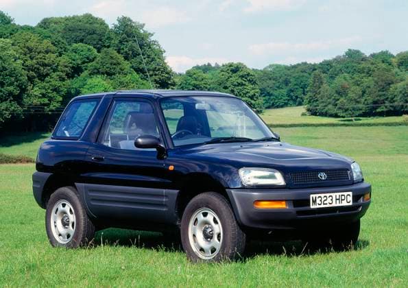RECORD DATE NOT STATED 1995 Toyota RAV4. Creator: Unknown. Copyright:xNationalxMotorxMuseum HeritagexImagesx IMAGO ,2749921 ! ACHTUNG: AUFNAHMEDATUM GESCHÄTZT!  Copyright:NationalxMotorxMuseum HeritagexImagesx IMAGO