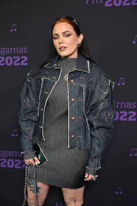 STOCKHOLM 20221111 Miriam Bryant on the red carpet before the award ceremony and gala of the Music Publishers Prize at the Grand Hotel in Stockholm Stockholm Sweden x10040x,  Copyright: xAndersxWiklund TTx MUSIKFÖRLÄGGARNAS PRIS 2022