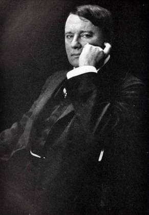 RECORD DATE NOT STATED Alfred Charles William Harmsworth, 1st Viscount Northcliffe (1865 - 1922), British newspaper and publishing magnate. As owner of the Daily Mail and the Daily Mirror, he was an early developer of popular journalism, and he exercised vast influence over British popular opinion during the Edwardian era. WorldxHistoryxArchive 917_05_wha_166_0543