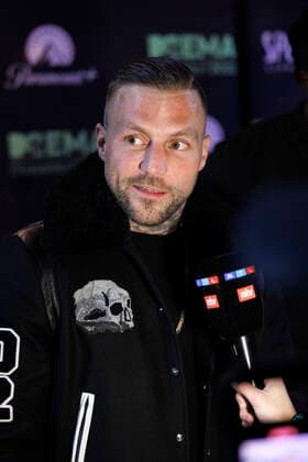Rapper Kontra K Maximilian Diehn at the Best German Act Award at the Nachtresidenz during the MTV Europe Music Awards 2022 Dusseldorf, 11 11 2022 NRW Germany Copyright: xChristophxHardtx