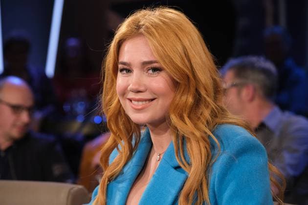 Palina Rojinski beim Fototermin der NDR Talk Show im Fernsehstudio Hamburg Lokstedt am 11.11.2022 vor der Sendung im NDR Fernsehen N3 *** Palina Rojinski at the photo session of the NDR Talk Show in the TV studio Hamburg Lokstedt on 11 11 2022 before the broadcast on NDR television N3