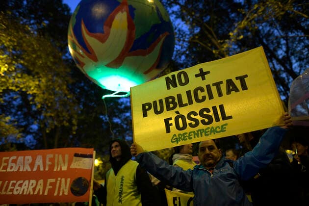 COP27: Climate Activists Rally On Global Day Of Action In Madrid COP27: Climate activists rally on global day of action in Madrid on 12nd November, 2022. madrid Spain  Copyright: xJuanxCarlosxLucasx originalFilename: lucas-notitle221112_npjTC.jpg