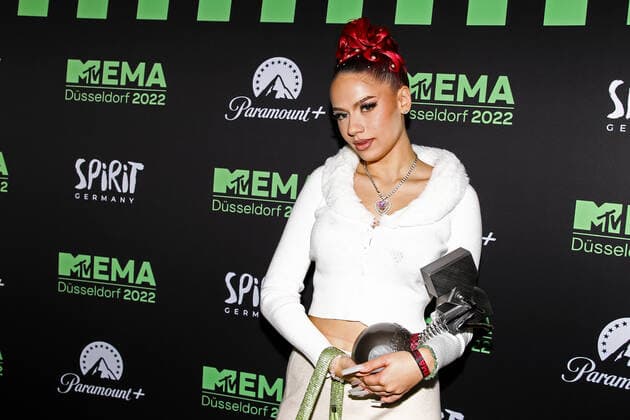 duesseldorf MTV EMAs 2022 Best German Act Award 11 11 2022 Rapper Badmomzjay Jordan Napieray MTV EMAs 2022 Best German Act Award DUSSELDORF, GERMANY NOVEMBER 11 Best German Act Award at the Nachtresidenz during the MTV Europe Music Awards 2022 Duesseldorf, 11 11 2022 NRW Germany Copyright: xFSAx Eibner-Pressefotox EP_fsa