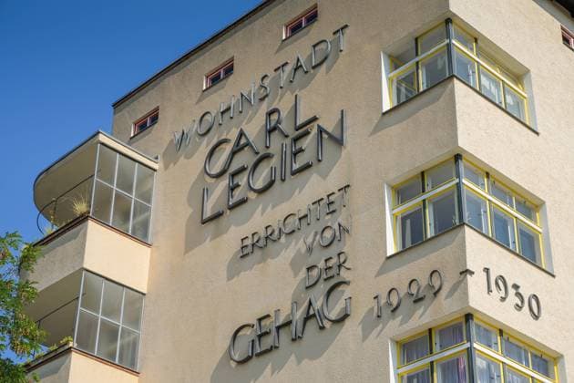 UNESCO Welterbe Siedlung, Wohnstadt Carl Legien, Erich-Weinert-Straße Gubitzstraße, Prenzlauer Berg, Pankow, Berlin, Deutschland *** UNESCO World Heritage Settlement, Carl Legien Housing Estate, Erich Weinert Straße Gubitzstraße, Prenzlauer Berg, Pankow, Berlin, Germany