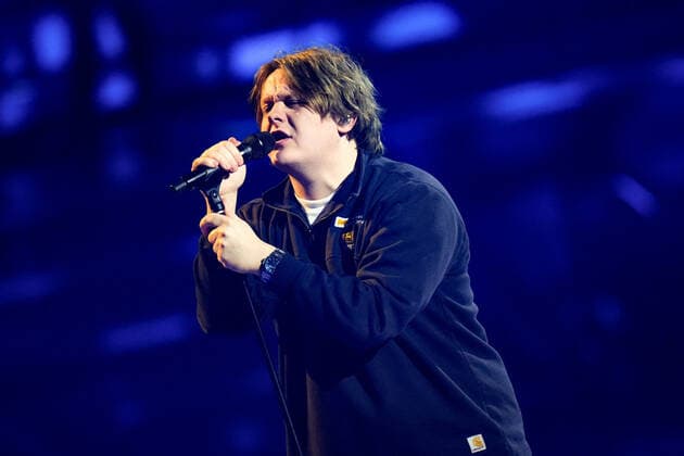 MTV Europe Music Awards 2022 - Show - PSD Bank Dome. Featuring: Lewis Capaldi Where: Dusseldorf, Germany, Germany When: 13 Nov 2022 Credit: FlashPic DDP INSTARimages.com Cover Images **USA Rights Only** Copyright: xx 52179254 EDITORIAL USE ONLY. NOT FOR USE BY NEWSPAPERS BASED IN THE UK.