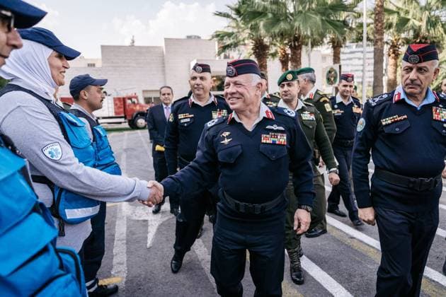 Bilder des Jahres 2022, Entertainment 11 November Entertainment Themen der Woche KW46 Entertainment Bilder des Tages Jordan s King Abdullah II visits the Civil Defence Department in Amman, Jordan Jordan s King Abdullah II visits the Civil Defence Department in Amman, Jordan on November 14, 2022. Photo by Royal Hashemite Court APAimages Amman Amman Jordan 141122_JORDAN_RHCJO_00 (4) Copyright: xapaimagesxRoyalxHashemitexCourtxx xapaimagesx