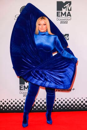 November 14, 2022, Venice, Italy: Bebe Rexha attends the 2022 MTV EMAs, Europe Music Awards, at PSD Bank Dome in Dusseldorf, Germany, on 13 November 2022. Photo: Venice Italy - ZUMAm179 20221114_zep_m179_002 Copyright: xAlecxMichaelx