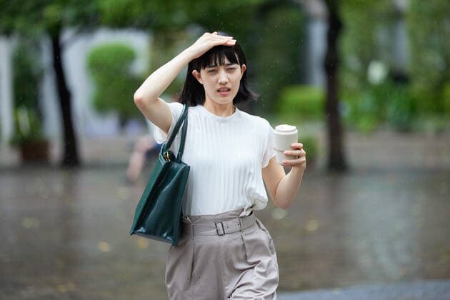 Japanese woman under the rain AFLO199750865  , 199750865.jpg, ,model released, Symbolfoto