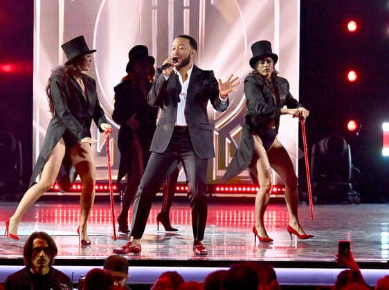 John Legend performs onstage during the 23rd annual Latin Grammy Awards at the Michelob Ultra Arena at Mandalay Bay Resort and Casino in Las Vegas, Nevada on Thursday, November 17, 2022.  LAV20221117699 JIMxRUYMEN