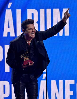Carlos Vives accepts the Best Contemporary Tropical Album award for Cumbiana II onstage during the 23rd annual Latin Grammy Awards at the Michelob Ultra Arena at Mandalay Bay Resort and Casino in Las Vegas, Nevada on Thursday, November 17, 2022.  LAV20221117751 JIMxRUYMEN