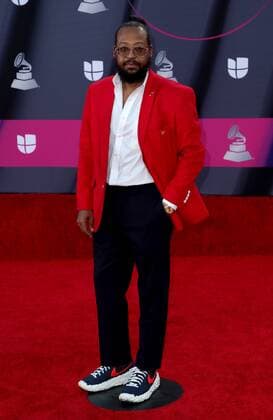 Om’Mas Keith at arrivals for 23rd Annual Latin GRAMMY Awards 2022 - Part 2, Michelob ULTRA Arena, Mandalay Bay Resort Casino, Las Vegas, NV November 17, 2022. Photo By: MORA Everett Collection at arrivals for 23rd Annual Latin GRAMMY Awards 2022 - Part 2, Michelob ULTRA Arena, Mandalay Bay Resort Casino, Las Vegas, NV November 17, 2022. Photo By: MORA Everett Collection PUBLICATIONXNOTxINxCANxCHNxFRAxITAxJPNxNORxPOLxRUSxESPxUKxUSA