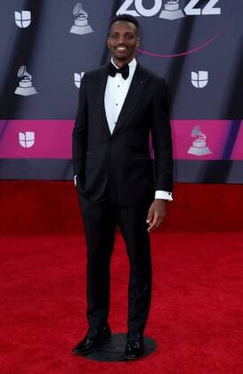 J. Ivy at arrivals for 23rd Annual Latin GRAMMY Awards 2022 - Part 2, Michelob ULTRA Arena, Mandalay Bay Resort Casino, Las Vegas, NV November 17, 2022. Photo By: MORA Everett Collection at arrivals for 23rd Annual Latin GRAMMY Awards 2022 - Part 2, Michelob ULTRA Arena, Mandalay Bay Resort Casino, Las Vegas, NV November 17, 2022. Photo By: MORA Everett Collection PUBLICATIONXNOTxINxCANxCHNxFRAxITAxJPNxNORxPOLxRUSxESPxUKxUSA