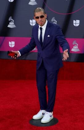 Riggs at arrivals for 23rd Annual Latin GRAMMY Awards 2022 - Part 2, Michelob ULTRA Arena, Mandalay Bay Resort Casino, Las Vegas, NV November 17, 2022. Photo By: MORA Everett Collection at arrivals for 23rd Annual Latin GRAMMY Awards 2022 - Part 2, Michelob ULTRA Arena, Mandalay Bay Resort Casino, Las Vegas, NV November 17, 2022. Photo By: MORA Everett Collection PUBLICATIONXNOTxINxCANxCHNxFRAxITAxJPNxNORxPOLxRUSxESPxUKxUSA