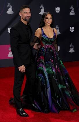Sebastian Lletget, Becky G at arrivals for 23rd Annual Latin GRAMMY Awards 2022, Michelob ULTRA Arena, Mandalay Bay Resort Casino, Las Vegas, NV November 17, 2022. Photo By: MORA Everett Collection at arrivals for 23rd Annual Latin GRAMMY Awards 2022, Michelob ULTRA Arena, Mandalay Bay Resort Casino, Las Vegas, NV November 17, 2022. Photo By: MORA Everett Collection PUBLICATIONXNOTxINxCANxCHNxFRAxITAxJPNxNORxPOLxRUSxESPxUKxUSA