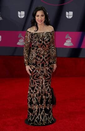 Anna Maria Mendieta at arrivals for 23rd Annual Latin GRAMMY Awards 2022 - Part 2, Michelob ULTRA Arena, Mandalay Bay Resort Casino, Las Vegas, NV November 17, 2022. Photo By: MORA Everett Collection at arrivals for 23rd Annual Latin GRAMMY Awards 2022 - Part 2, Michelob ULTRA Arena, Mandalay Bay Resort Casino, Las Vegas, NV November 17, 2022. Photo By: MORA Everett Collection PUBLICATIONXNOTxINxCANxCHNxFRAxITAxJPNxNORxPOLxRUSxESPxUKxUSA