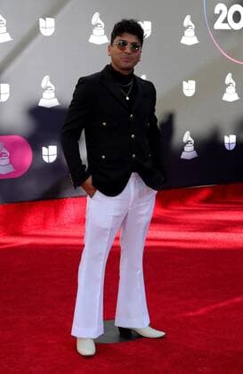 Dav Julca at arrivals for 23rd Annual Latin GRAMMY Awards 2022 - Part 2, Michelob ULTRA Arena, Mandalay Bay Resort Casino, Las Vegas, NV November 17, 2022. Photo By: MORA Everett Collection at arrivals for 23rd Annual Latin GRAMMY Awards 2022 - Part 2, Michelob ULTRA Arena, Mandalay Bay Resort Casino, Las Vegas, NV November 17, 2022. Photo By: MORA Everett Collection PUBLICATIONXNOTxINxCANxCHNxFRAxITAxJPNxNORxPOLxRUSxESPxUKxUSA
