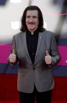 Luis Cobos at arrivals for 23rd Annual Latin GRAMMY Awards 2022 - Part 2, Michelob ULTRA Arena, Mandalay Bay Resort Casino, Las Vegas, NV November 17, 2022. Photo By: MORA Everett Collection at arrivals for 23rd Annual Latin GRAMMY Awards 2022 - Part 2, Michelob ULTRA Arena, Mandalay Bay Resort Casino, Las Vegas, NV November 17, 2022. Photo By: MORA Everett Collection PUBLICATIONXNOTxINxCANxCHNxFRAxITAxJPNxNORxPOLxRUSxESPxUKxUSA