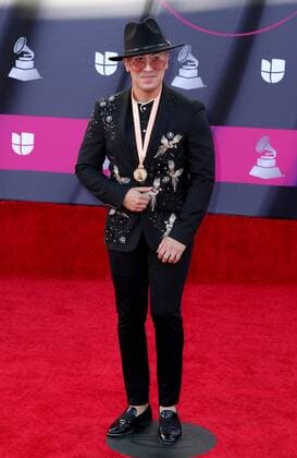 Renesito Auich at arrivals for 23rd Annual Latin GRAMMY Awards 2022 - Part 2, Michelob ULTRA Arena, Mandalay Bay Resort Casino, Las Vegas, NV November 17, 2022. Photo By: MORA Everett Collection at arrivals for 23rd Annual Latin GRAMMY Awards 2022 - Part 2, Michelob ULTRA Arena, Mandalay Bay Resort Casino, Las Vegas, NV November 17, 2022. Photo By: MORA Everett Collection PUBLICATIONXNOTxINxCANxCHNxFRAxITAxJPNxNORxPOLxRUSxESPxUKxUSA