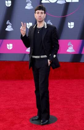 Conogendo Rusia at arrivals for 23rd Annual Latin GRAMMY Awards 2022 - Part 2, Michelob ULTRA Arena, Mandalay Bay Resort Casino, Las Vegas, NV November 17, 2022. Photo By: MORA Everett Collection at arrivals for 23rd Annual Latin GRAMMY Awards 2022 - Part 2, Michelob ULTRA Arena, Mandalay Bay Resort Casino, Las Vegas, NV November 17, 2022. Photo By: MORA Everett Collection PUBLICATIONXNOTxINxCANxCHNxFRAxITAxJPNxNORxPOLxRUSxESPxUKxUSA