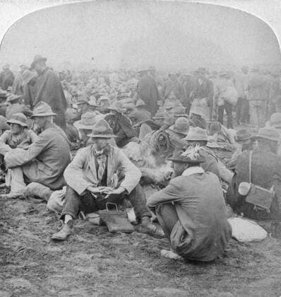 RECORD DATE NOT STATED Boer prisoners of war, South Africa, 2nd Boer War, 1900. Artist: Underwood & Underwood Copyright:xThexPrintxCollector HeritagexImagesx IMAGO ,2547534 ! ACHTUNG: AUFNAHMEDATUM GESCHÄTZT!  Copyright:ThexPrintxCollector HeritagexImagesx IMAGO