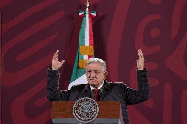 Lopez Obrador Briefing Conference November 18, 2022, Mexico City, Mexico: Mexico™s President, AndrÃ s Manuel Lopez Obrador ,gave his usual daili morning briefing conference at Treasury Hall of the National Palace. Today he spoke with representatives of the media about the march he will lead. on November 18, 2022 in Mexico City, Mexico. (Photo by Alex Dalton Eyepix Group) Copyright: xAlexxDalton xEyepixxGroupx Eyepix_YPX174028