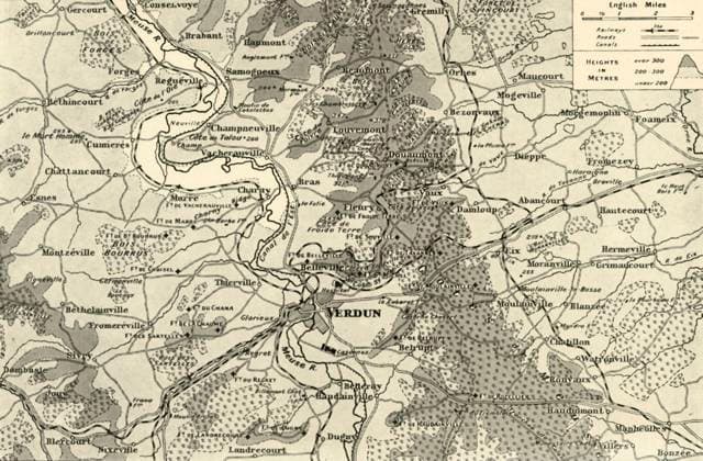 RECORD DATE NOT STATED Large Scale Map of First Phase of the Struggle for Verdun , 1916. Creator: Unknown. Copyright:xfiume,paese,Francese,Francia,strategia,geografia,militare,guerra,partexanteriore,posizione,secolo,strategico,immagine,diagramma,primaxguerraxmondiale,wartime,concetto,battaglia,opposizione,B&W,Lorraine,strutturaxcompleta,album,World.war.i,WWI,campoxdixbattaglia,nerox&xbianco,neroxexbianco,GuerraxmondialexUna,frontline,glixannix10,ventesimoxsecolo,Meuse,ThexPrintxCollector,map,frontxline,RiverxMaas,Unknown,JAxHammerton,JxAxHammerton,Hammerton,Ja,SirxJohnxAlexanderxHammerton,SirxJohnxHammerton,JohnxHammerton,SirxJohnxAlexander,JxA,AmalgamatedxPressxLtd,AmalgamatedxPressxLimited,AmalgamatedxPress,ThexAmalgamatedxPress,ThexWarxIllustrated,Springxandx Copyright:fiume,paese,Francese,Francia,strategia,geografia,militare,guerra,partexanteriore,posizione,secolo,strategico,immagine,diagramma,primaxguerraxmondiale,wartime,concetto,battaglia,opposizione,B