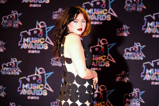 24eme NRJ Music Awards, arrivÃ e sur le Tapis Rouge en attente des nominations. Taylor Gayle Rutherfurd dite Gayle. 286122 2022-11-18 Provence Alpes Cote d Azur Cannes France  Copyright: xPhilippexFarjonx STAR_286122_045