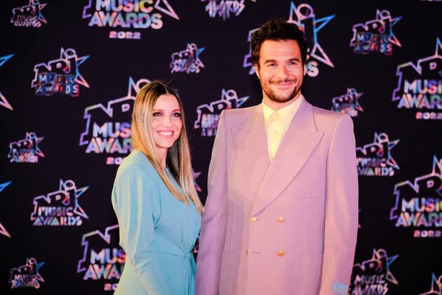 24eme NRJ Music Awards, arrivÃ e sur le Tapis Rouge en attente des nominations. Amir Haddad (D) et Lital Haddad. 286122 2022-11-18 Provence Alpes Cote d Azur Cannes France  Copyright: xPhilippexFarjonx STAR_286122_051