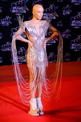 24eme NRJ Music Awards, arrivÃ e sur le Tapis Rouge en attente des nominations. Bilal Hassani. 286122 2022-11-18 Provence Alpes Cote d Azur Cannes France  Copyright: xPhilippexFarjonx STAR_286122_055