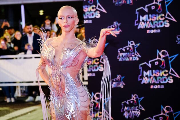 24eme NRJ Music Awards, arrivÃ e sur le Tapis Rouge en attente des nominations. Bilal Hassani. 286122 2022-11-18 Provence Alpes Cote d Azur Cannes France  Copyright: xPhilippexFarjonx STAR_286122_061