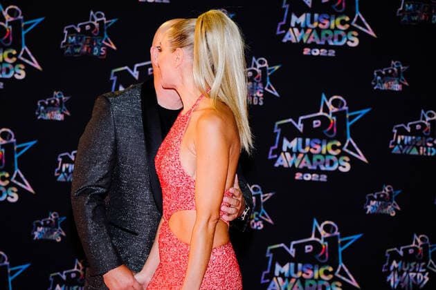 24eme NRJ Music Awards, arrivÃ e sur le Tapis Rouge en attente des nominations. Sebastien Cauet et Nathalie Dartois. 286122 2022-11-18 Provence Alpes Cote d Azur Cannes France  Copyright: xPhilippexFarjonx STAR_286122_113