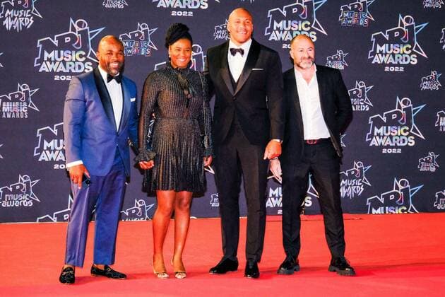 24eme NRJ Music Awards, arrivÃ e sur le Tapis Rouge en attente des nominations. Ciryl Gane (3eme Gauche) et des invites. 286122 2022-11-18 Provence Alpes Cote d Azur Cannes France  Copyright: xPhilippexFarjonx STAR_286122_118
