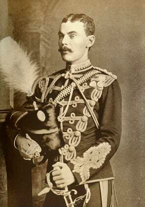 RECORD DATE NOT STATED Lieut.-Colonel The Earl of Airlie (12th Lancers) , 1901. Creator: Bassano Ltd. Copyright:xtenuta,laxgente,maschio,uomo,uomini,LaxSudafrica,arti,paese,libro,uomo,Britannico,arma,armi,LaxScozia,vestito,Sudafricano,IlxTransvaal,militare,guerra,posizione,SCOZZESE,ForzexArmate,Victorian,secolo,Coloniale,spada,casco,GranxBretagna,letteratura,spade,concetto,battaglia,B&W,unaxpersona,cavalleria,pari,Esercito,guerra,uniformexmilitare,nerox&xbianco,neroxexbianco,B W,armamento,aristocracy,aristocrat,1900s,ventesimoxsecolo,EsercitoxBritannico,Scots,siege,ThexPrintxCollector,David,portrait,Ogilvy,Louis,1899-1902,TCxandxECxJack,Jack,2ndxBoerxwar,peerage,SecondxBoerxWar,BassanoxLtd,TCxandxEC,SecondxTransvaalxWar,12thxRoyalxLancers,BattlexofxDiamondxHill, Copyright:tenuta,laxgente,maschio,uomo,uomini,LaxSudafrica,arti,paese,libro,uomo,Britannico,arma,armi,LaxScozia,vestito,Sudafricano,IlxTransvaal,militare,guerra,posizione,SCOZZESE,ForzexArmate,Victori