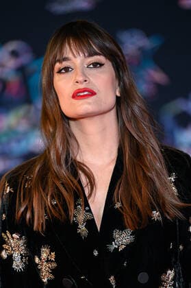 24eme NRJ music awards 2022 - Cannes - 18 11 2022 - Clara Luciani 286118 2022-11-18 Cannes France  Copyright: xMPPx STAR_286118_198